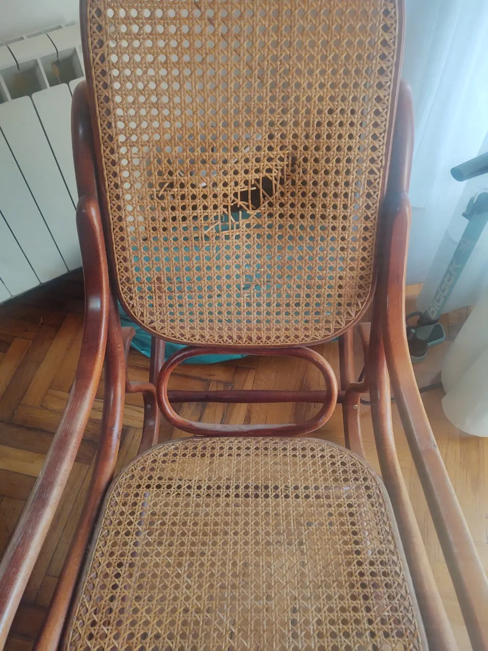 Mecedora thonet — Antes